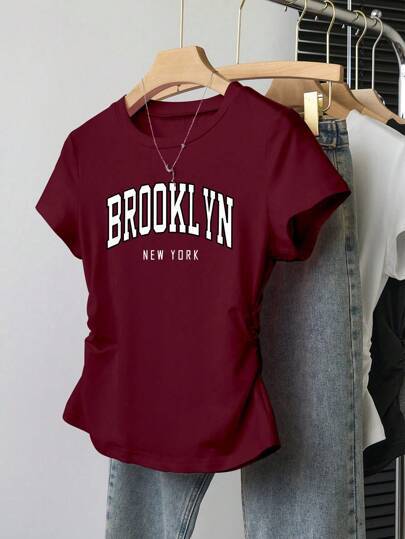 Damen Crop-T-Shirt mit figurbetontem Schnitt und modernem Design EB