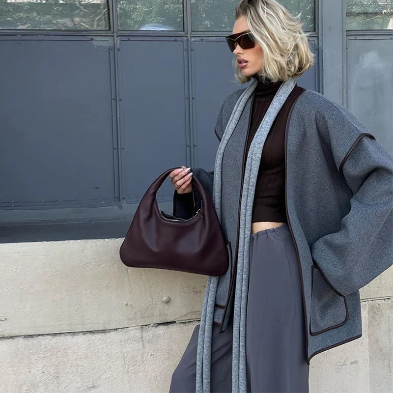Damen Wickeljacke mit weitem Schnitt und praktischen Taschen EB