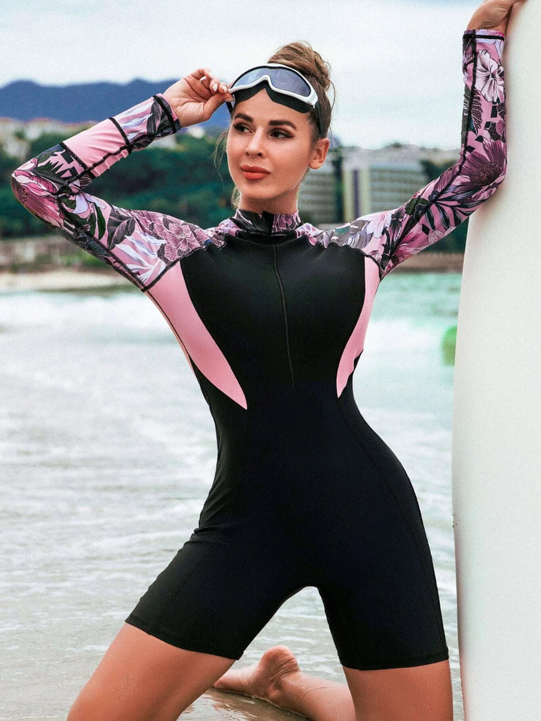 Damen Surfanzug mit langem Arm und floralem Design EB