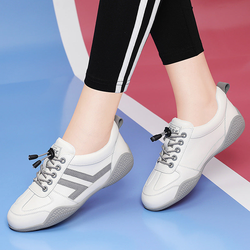 Damen Sportliche Sneakers mit flexiblem Obermaterial und rutschfester Sohle EB