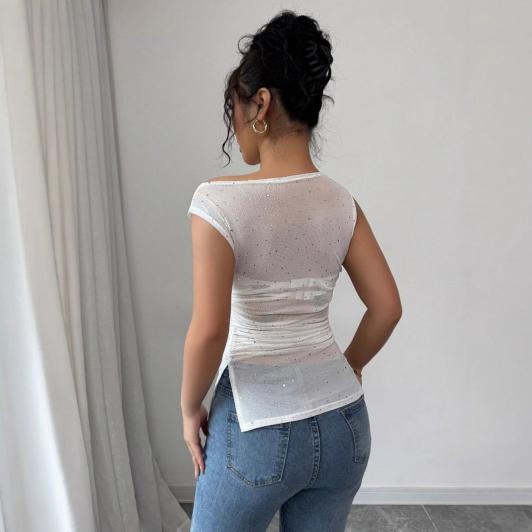 Damen nan figurbetontes Mesh-Top mit Strassbesatz, asymmetrischem Ausschnitt und Taillenraffung EB