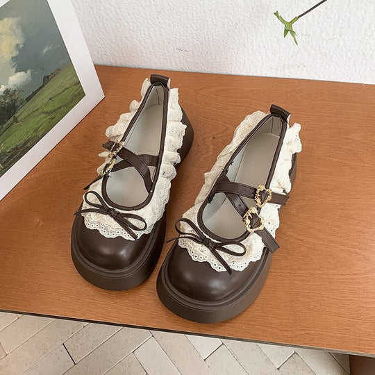 Damen Rüschen Sneakers mit dekorativen Schnallen und robustem Profil EB
