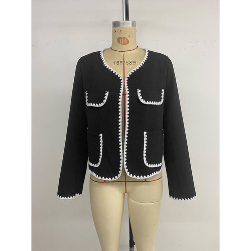 Damen elegante kurzärmelige Blazerjacke mit kontrastierenden Paspelverzierungen und Taschen EB