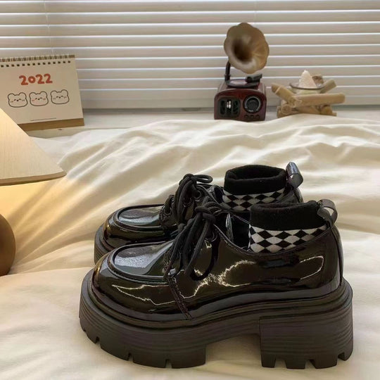 Damen Elegante und bequeme Schnürschuhe mit dickem Plateau und Innenfutter EB