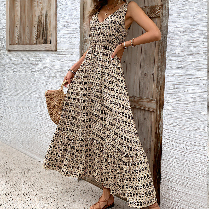 Damen Maxikleid mit V-Ausschnitt und raffiniertem Bindegürtel EB