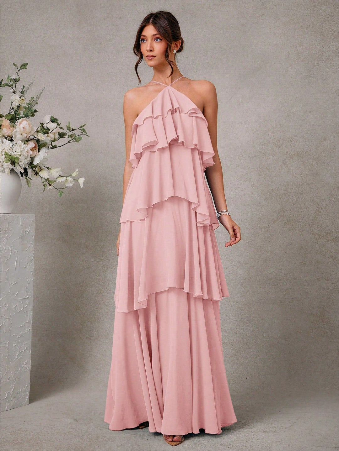 Damen Maxikleid mit voluminösen Rüschendetails und elegantem V-Ausschnitt EB