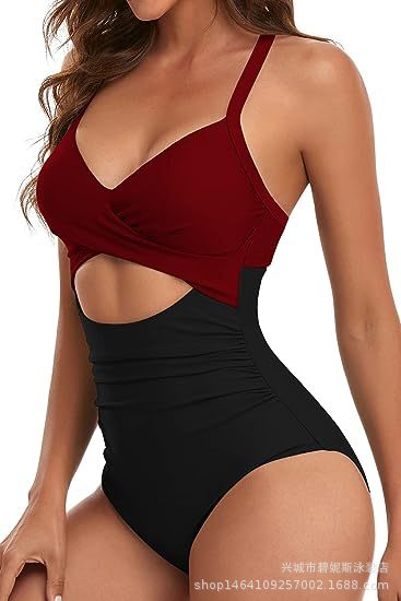 EB | Hohler rückenfreier Bikini mit engen Trägern