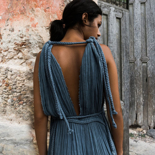Damen Maxikleid mit tiefem V-Ausschnitt und seitlichem Schlitz EB