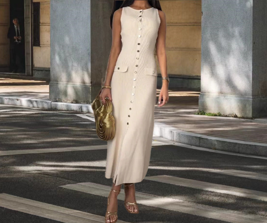 Damen Strickmaxikleid mit Knopfleiste und seitlichen Schlitzen EB