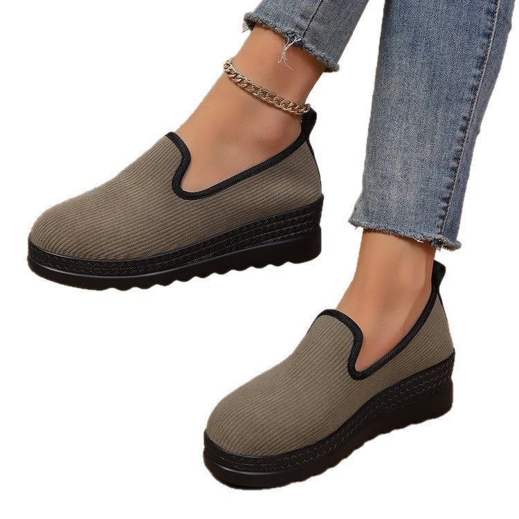 Damen Komfortable Slipper mit flexiblem Elastik-Einsatz EB