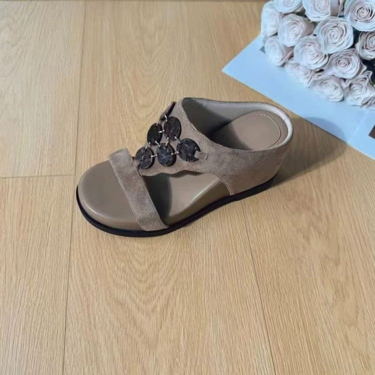 Damen elegante Keil-Pantoletten mit exklusiven Verzierungen EB