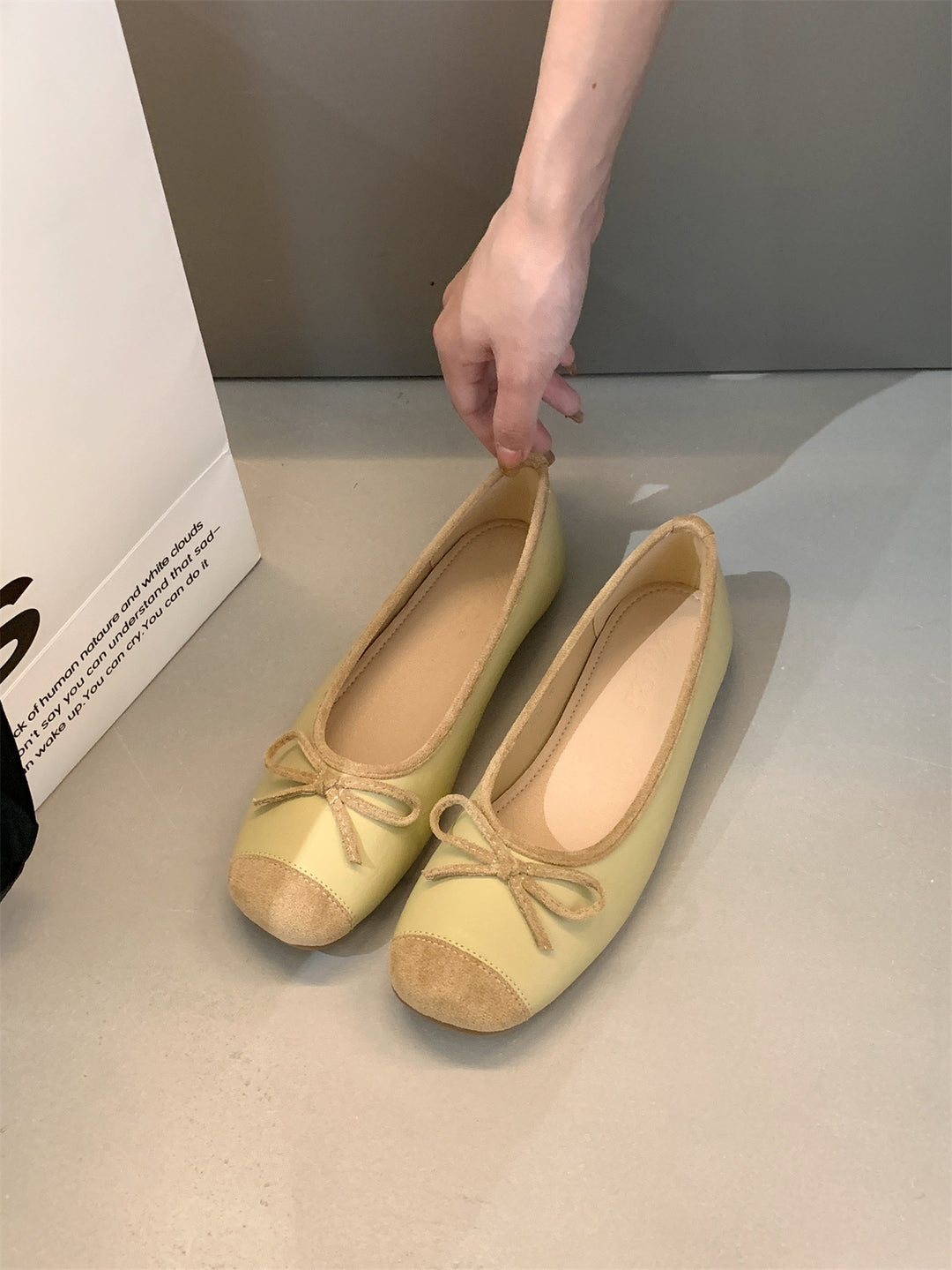 Damen Ballerina-Schuhe mit verstellbarem Schleifen-Detail EB