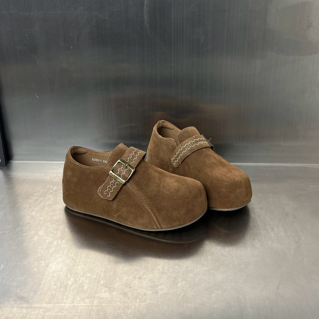 Damen Clogs aus hochwertigem Wildleder mit dekorativem Schnallenverschluss EB