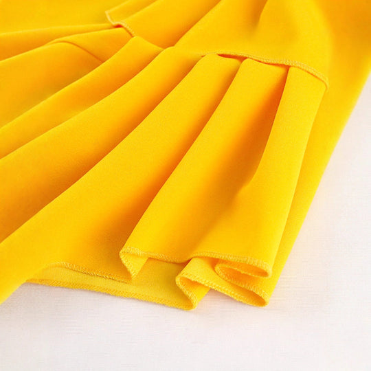Damen Plissee Maxikleid mit asymmetrischem Träger und Rüschendetail EB