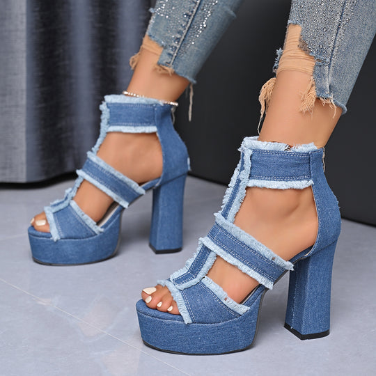 Damen High Heel Sandalen mit fransigen Details und Plateau EB