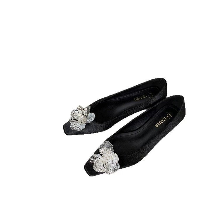 Damen elegante Ballerina-Pumps mit funkelndem Blumenakzent EB