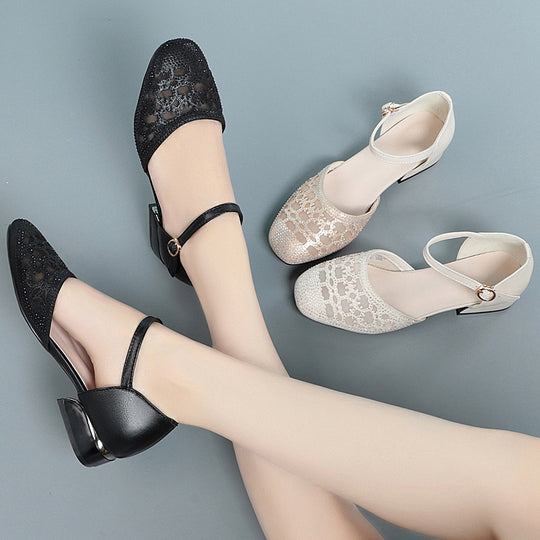 Damen Elegante Riemchen-Ballerinas mit glitzerndem Schmuckdetail und verstellbarem Riemen EB