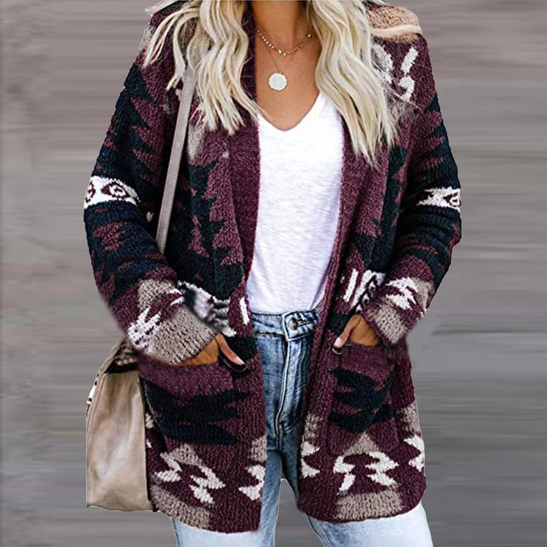 Damen Strickjacke im modernen Ethno-Design mit aufgesetzten Taschen und lässigem Schnitt EB