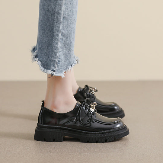 Damen modische Schnürschuhe mit blockartigem Absatz und eleganter Schnallenverzierung EB