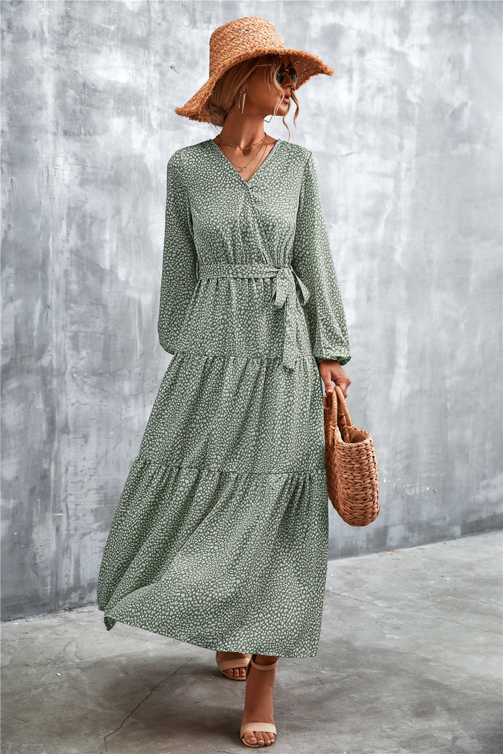 Damen Maxikleid mit tailliertem Design und langen Ärmeln EB
