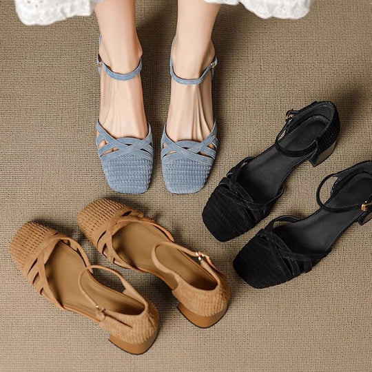 Damen Elegante Ballerinas mit geflochtener Struktur und verstellbarem Riemen EB