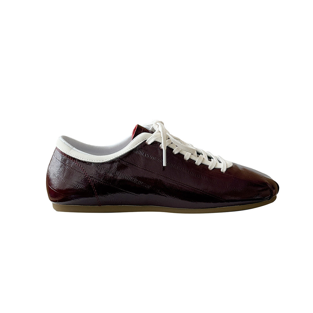 Damen modische Sneaker mit glänzender Oberfläche und robustem Design EB