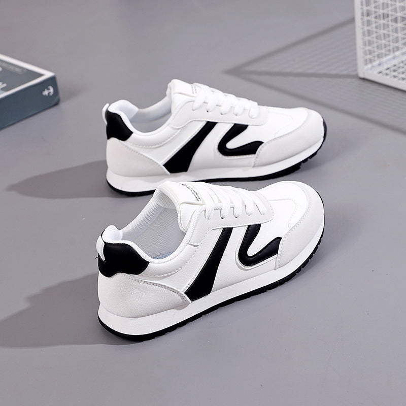 Damen Sneaker mit sportivem Design und atmungsaktiven Einsätzen EB