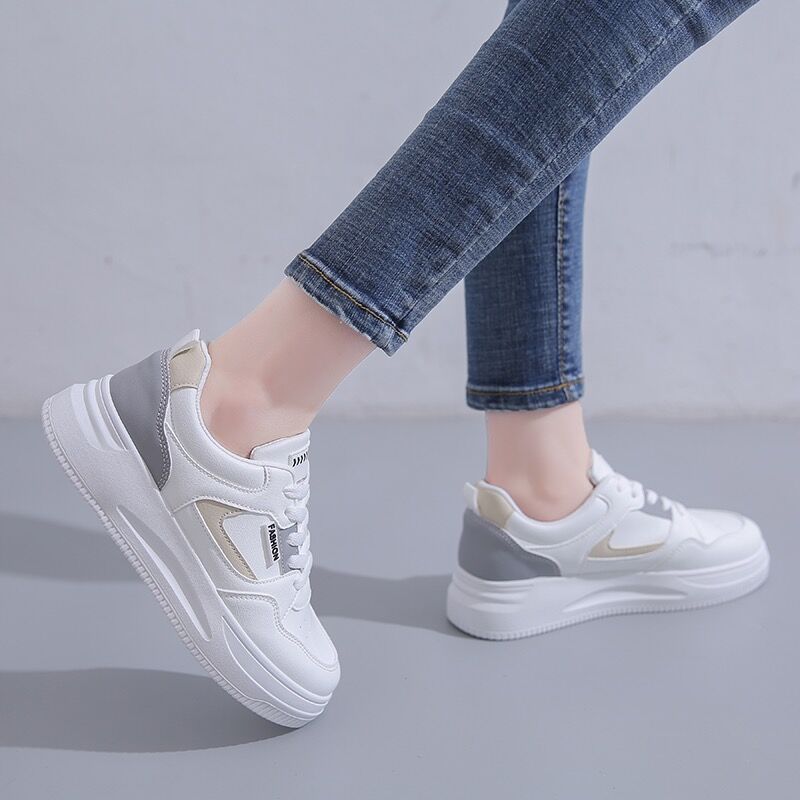 Damen moderne Sneaker mit gepolstertem Innenfutter und rutschfester Sohle EB