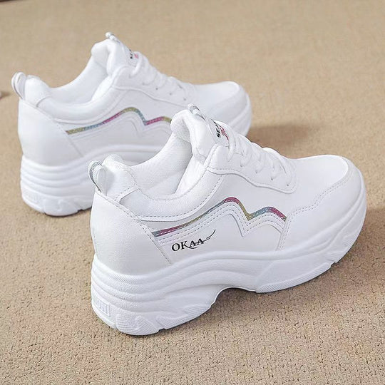 Damen Sportliche Sneakers mit hohem Komfort und modischem Plateau-Heel EB