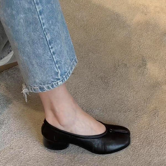 Damen Ballerinas mit spezieller Zehenöffnung und komfortablem Blockabsatz EB