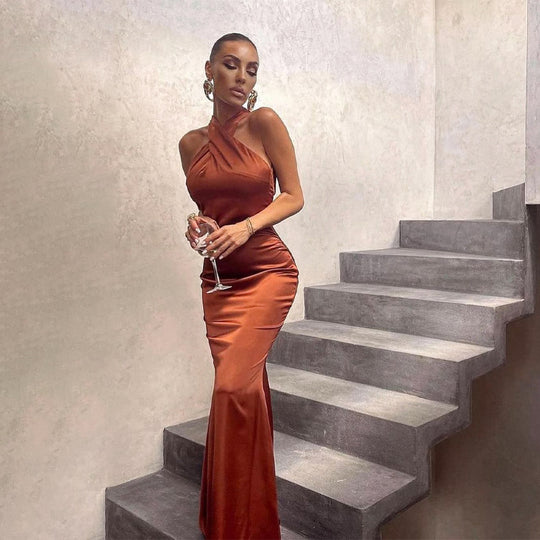 Damen Elegantes Wickelmaxikleid mit schmalen Trägern und figurbetontem Schnitt EB