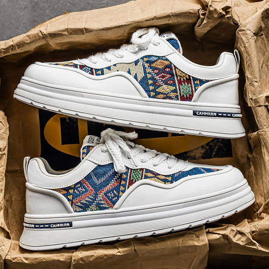 Damen Modische Sneakers mit einzigartigem Ethno-Design EB