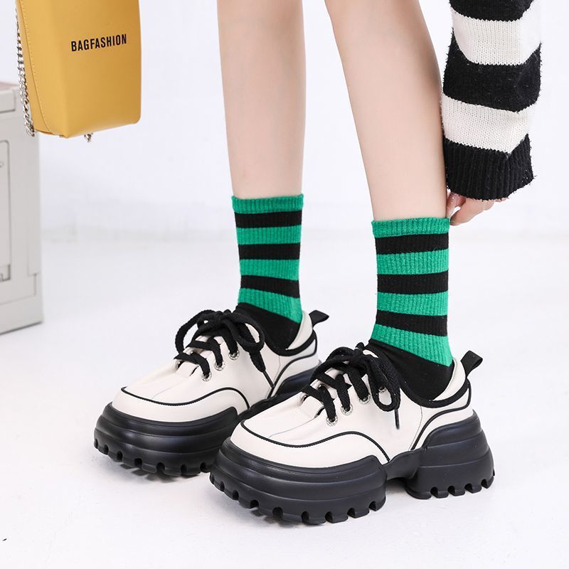 Damen Sportliche Chunky Sneakers mit strapazierfähigem Obermaterial und rutschfester Sohle EB