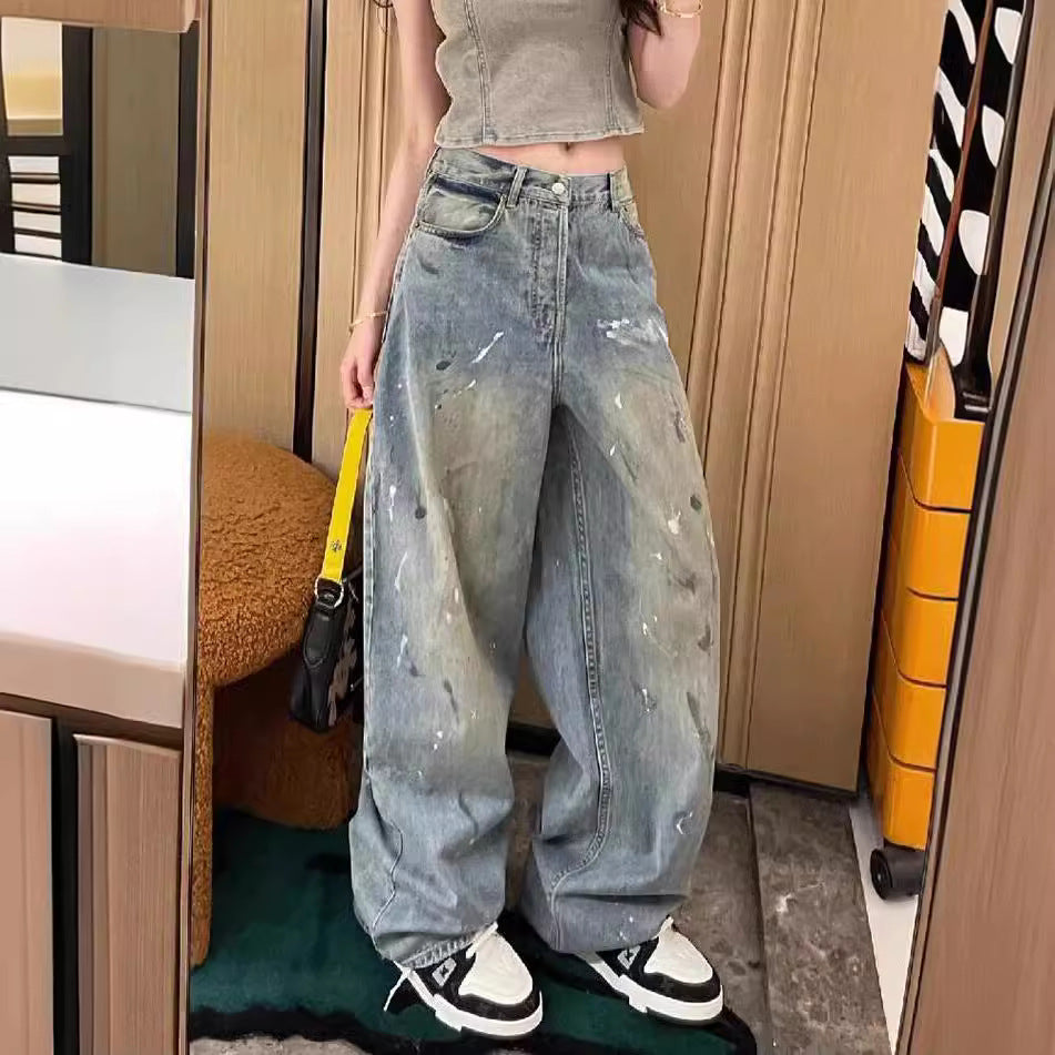 Damen weite Jeans mit lässigem Schnitt und auffälliger Waschung EB