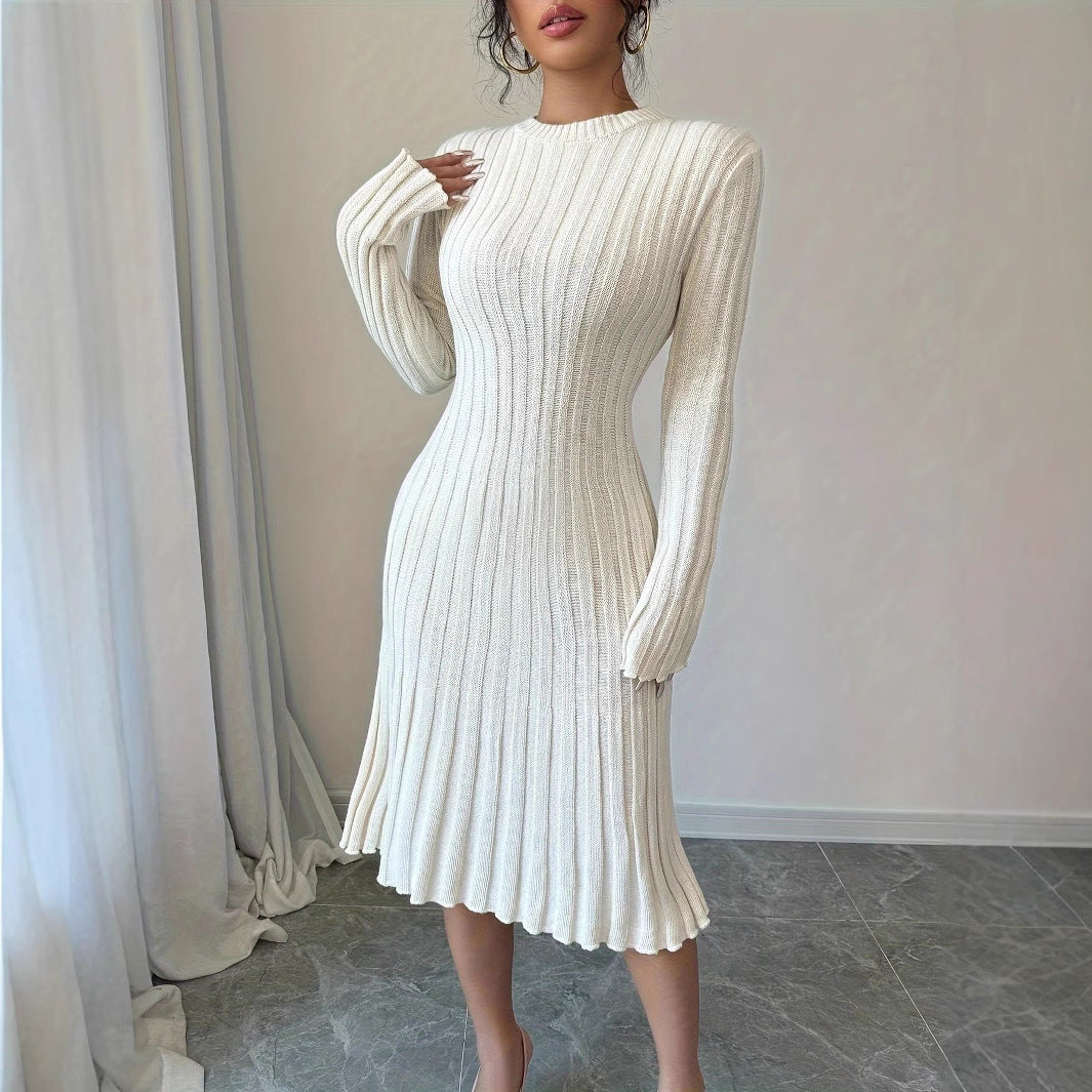 Damen strickendes Kleid mit asymmetrischem Saum und langen Ärmeln EB