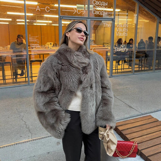 Damen luxuriöse Kunstfelljacke mit voluminösen Ärmeln EB
