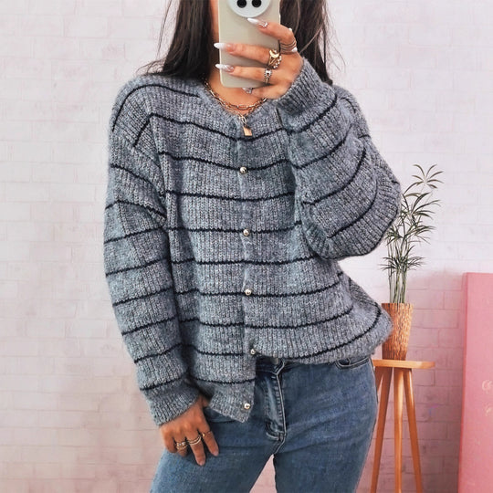 Damen gemütliche Strickjacke mit elegantem Streifenmuster und schimmernden Knöpfen EB
