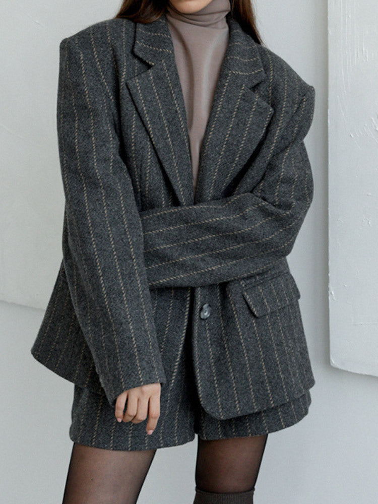 Damen Oversized Blazerjacke mit eleganten Streifen EB