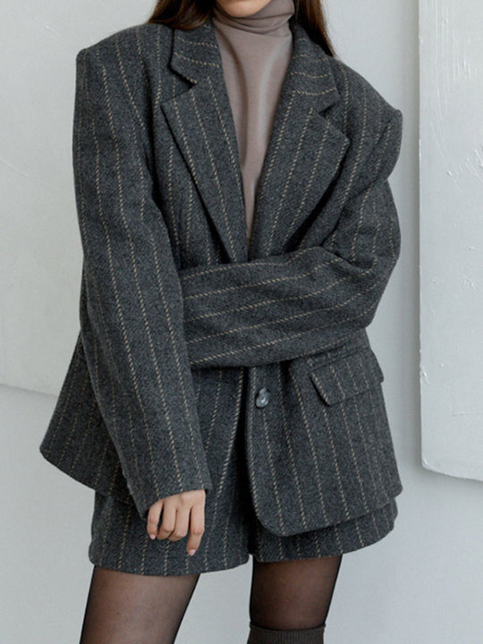 Damen Oversized Blazerjacke mit eleganten Streifen EB