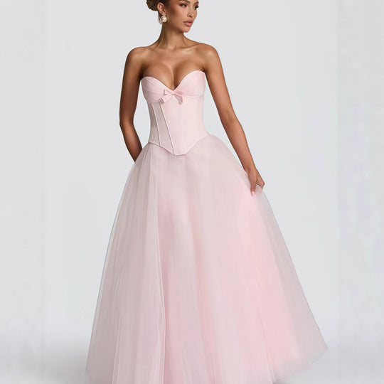 Damen Brautkleid mit tiefem V-Ausschnitt und voluminösem Tüllrock EB