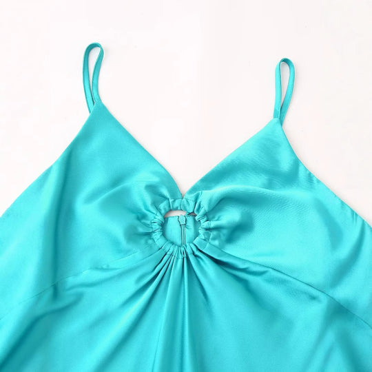 Damen Maxikleid mit einem eleganten Oberteil und zarten Rüschen EB
