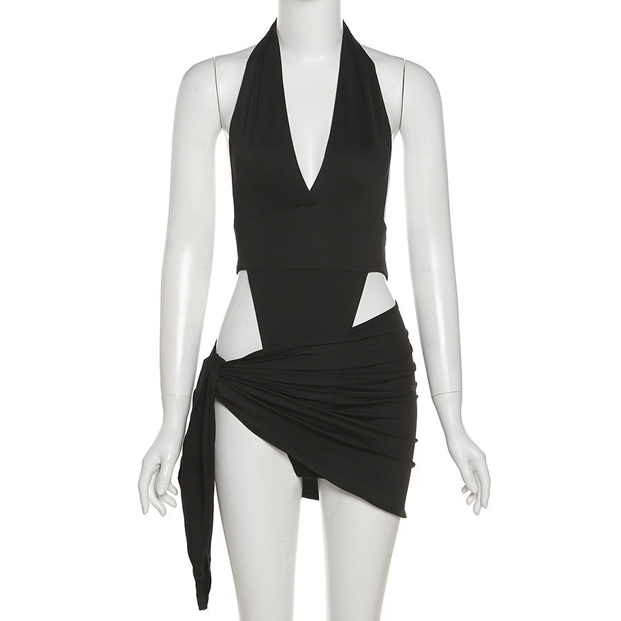 Damen Badeanzug mit tiefem V-Ausschnitt und trendigem Cut-Out EB