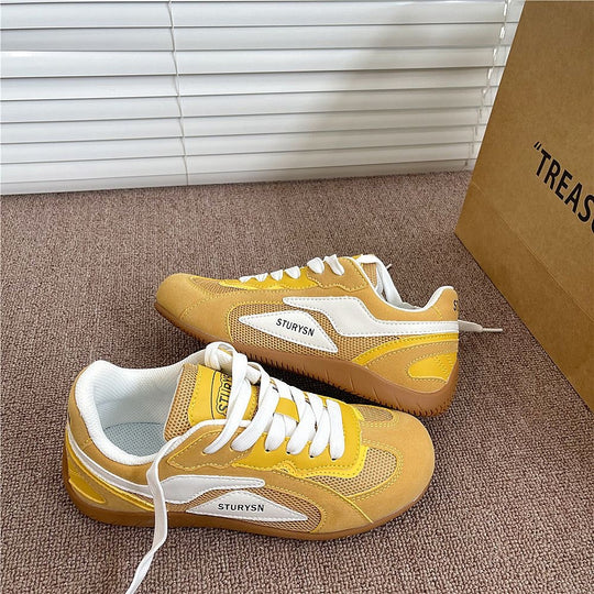 Damen Sportliche Sneaker mit weicher Veloursoberfläche und atmungsaktiver Netzstruktur EB