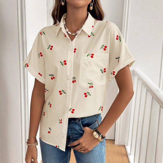 Damen Bluse mit frischem Kirschmuster und lässigem Schnitt EB