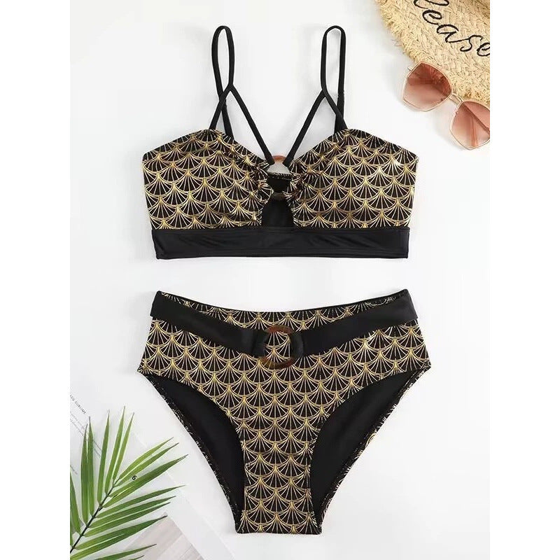 Damen Triangel-Bikini mit elegantem Schnitt und modischen Akzenten EB