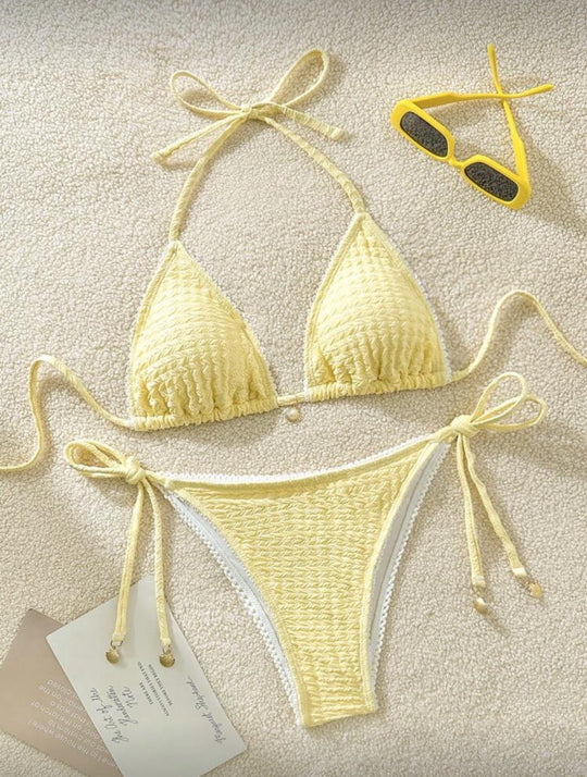 Damen Raffinierter Triangel-Bikini mit elegantem Rüschendesign EB