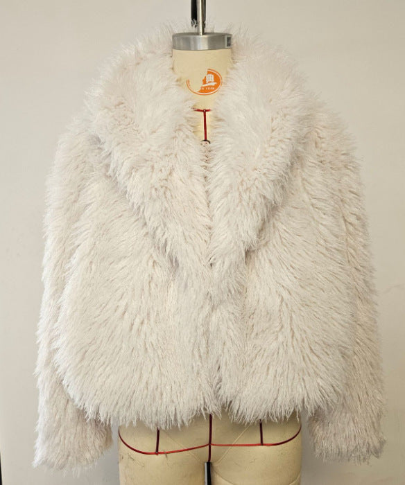 Damen Kunstpelzjacke im modischen Oversized-Schnitt EB