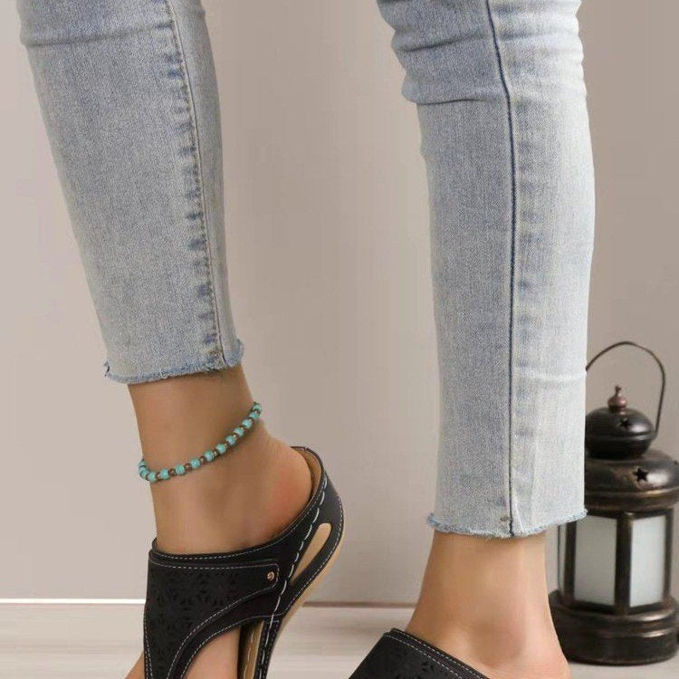 Damen Entspannende Zehentrenner-Sandalen mit modischem Cut-Out-Design und komfortablem Fußbett EB