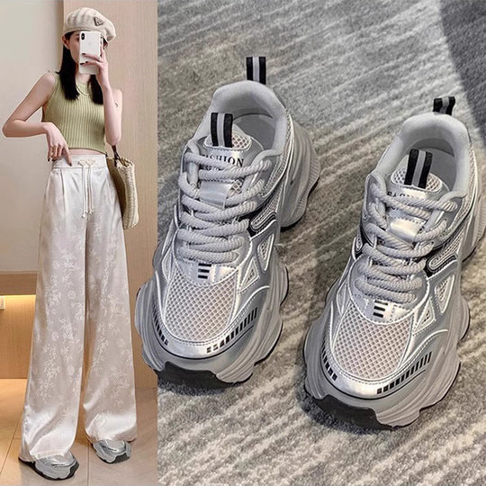 Damen Sportliche Sneakers mit atmungsaktiven Mesh-Details und dämpfender Sohle EB