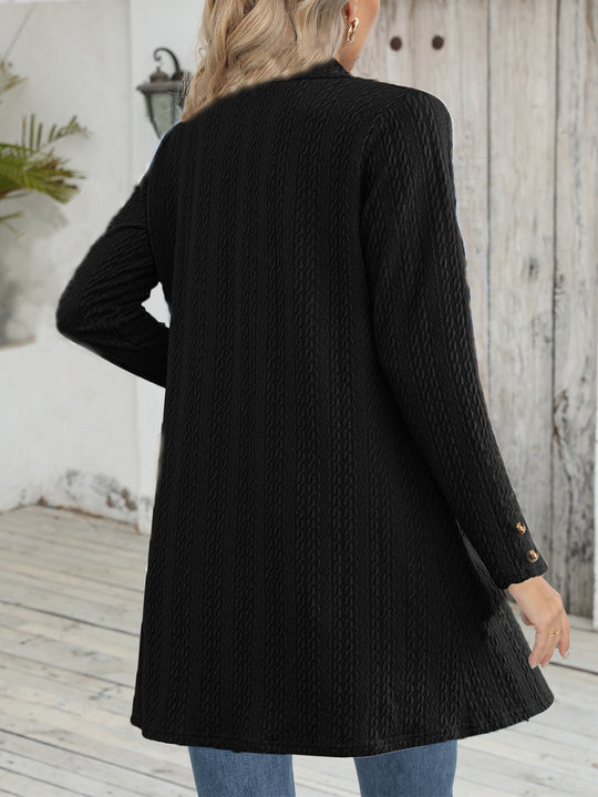 Damen Strickjacke mit strukturiertem Design und eleganten Knopfdetails EB